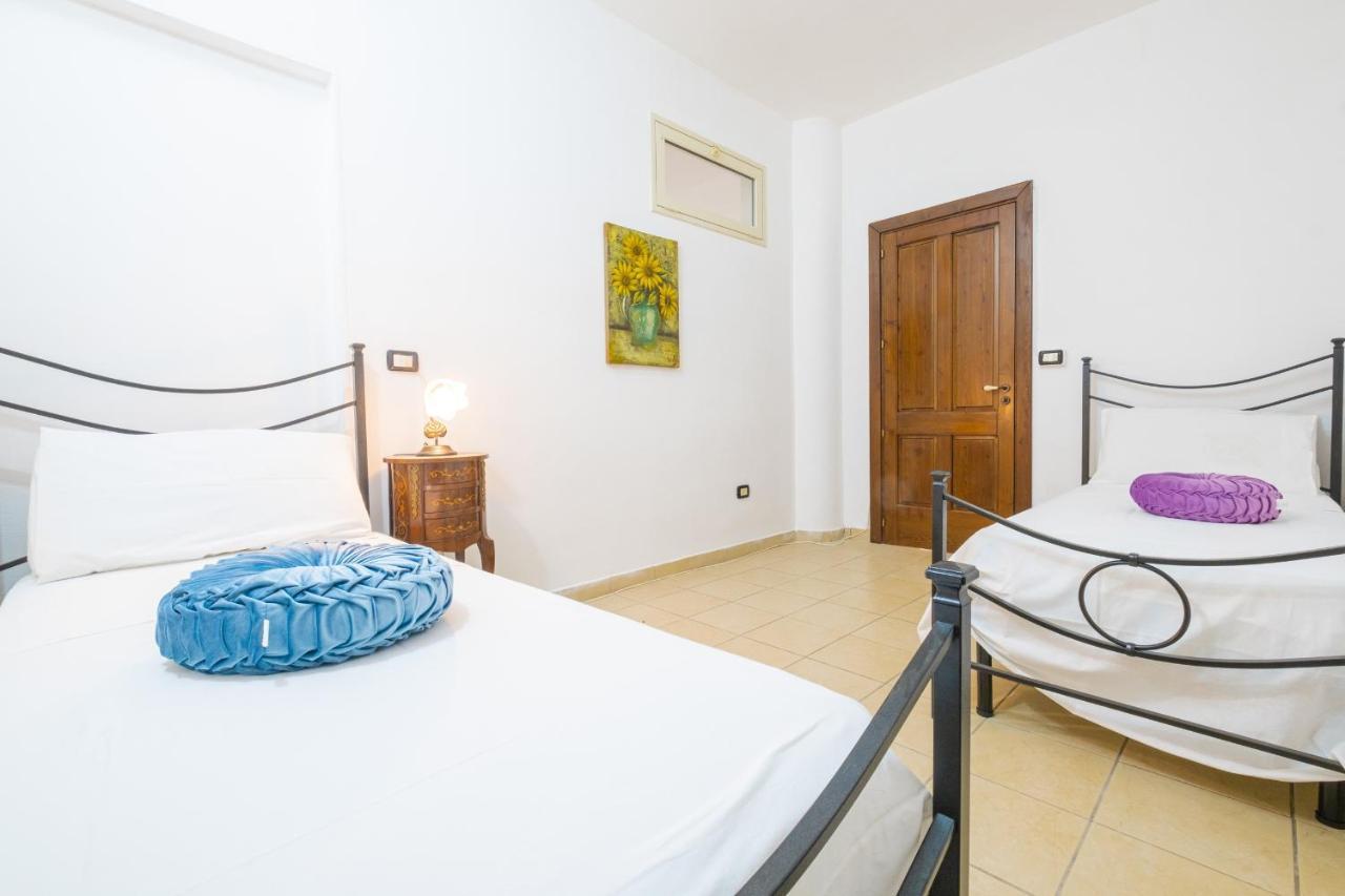 Dependance Specchia With Pool Apartman Kültér fotó